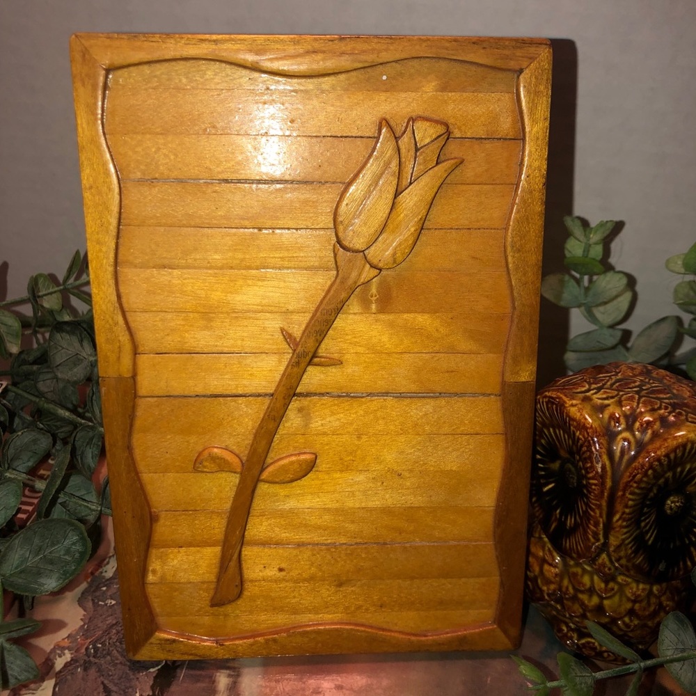 Vtng Handmade rose standing picture